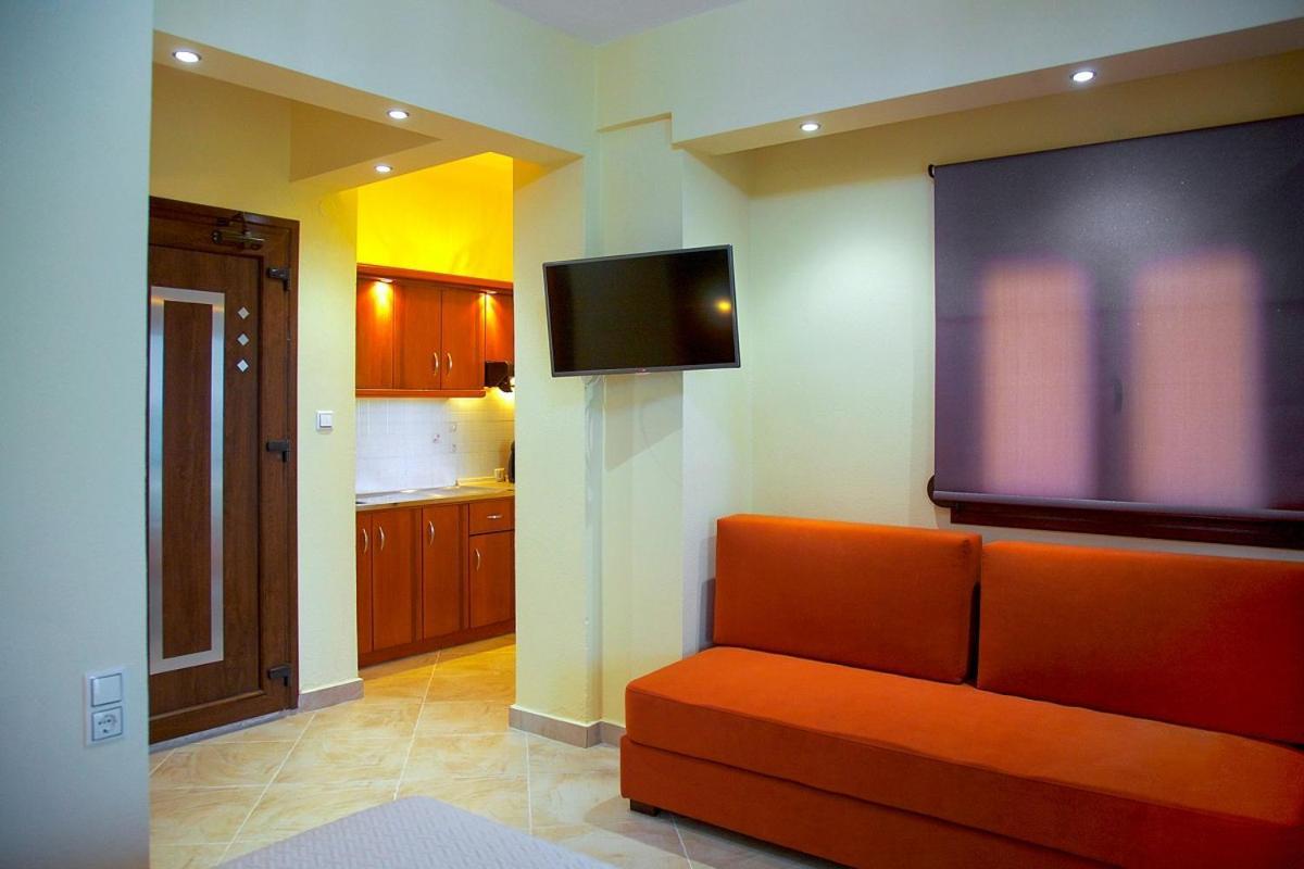 Stamos Apartments And Studios Vourvourou Rom bilde